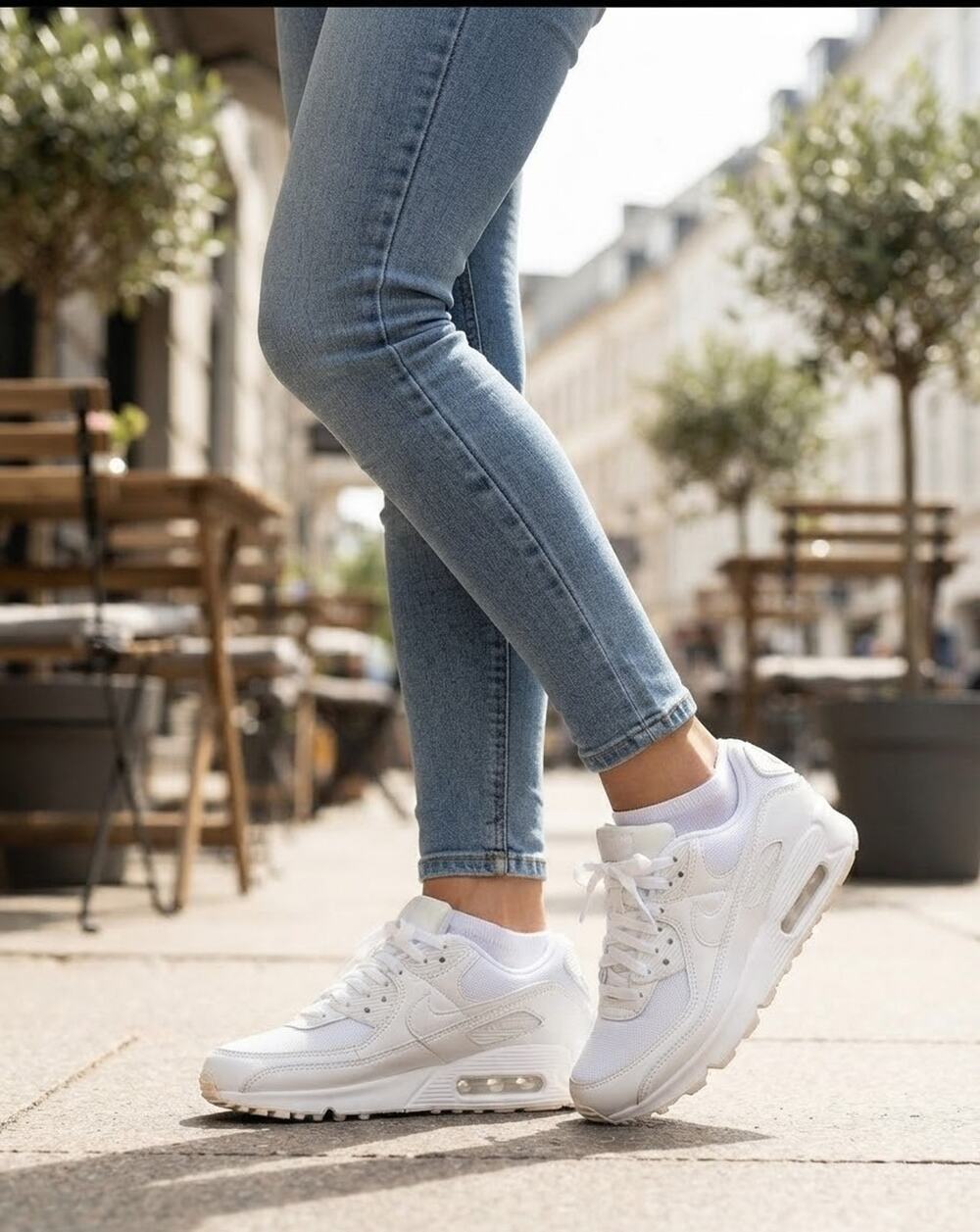 Nike Air Max 90 Triple White Leather Sneakers Women’s Size 8 (DH8010-100) Clean